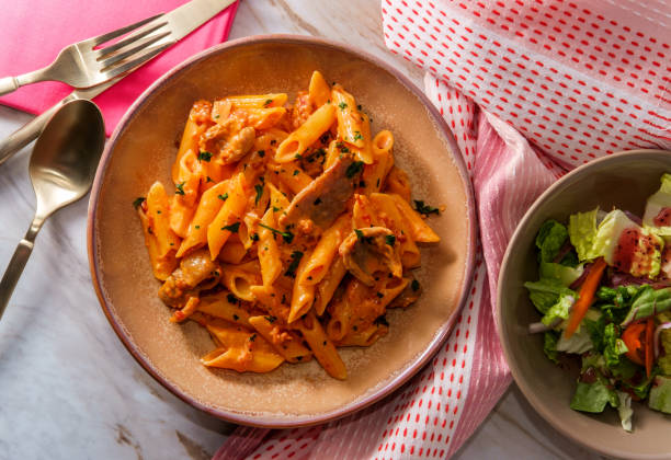 Talitha Morete: Penne à la Vodka Cremoso - receita deliciosa profissional - passo 3
