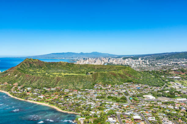 diamond head state park, hawaii - hawaii islands tropical climate mountain residential structure imagens e fotografias de stock