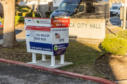 Pacifica California, USA - November 16, 2020:  Voting ballot box drop off location at City Hall in Pacifica in San Mateo County, California.