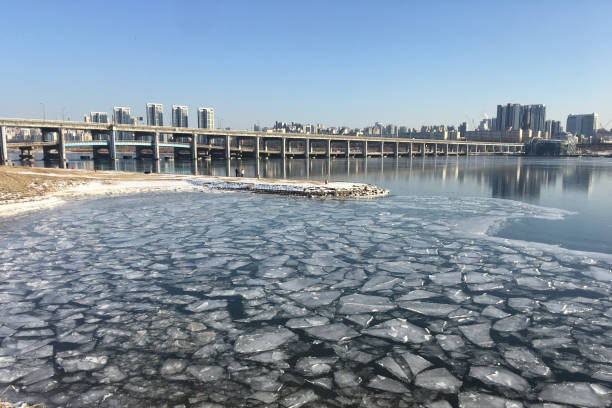 istock Winter Han River in Seoul 1300049847