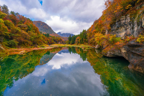 istock autumn colors around Fukushima 2020 1300070062