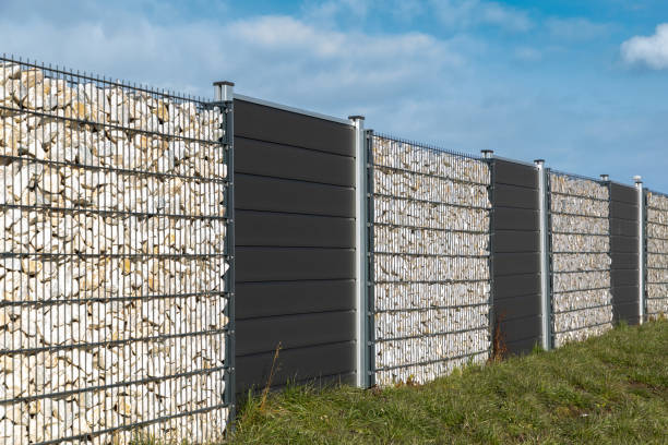 istock Screen wall made of wood and stone 1300125105
