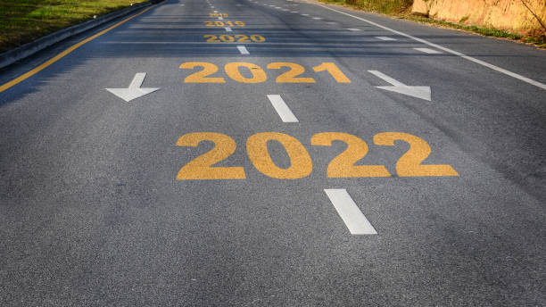 istock Road to new year 2022 1300148457