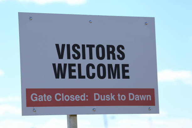 istock Sign welcoming visitors 1300213857