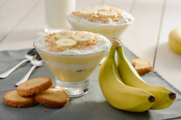 istock Cream pudding with banana and crumbed cookie 1300282351