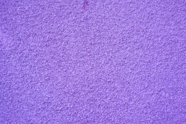a close up of a violet wall - cast in stone imagens e fotografias de stock