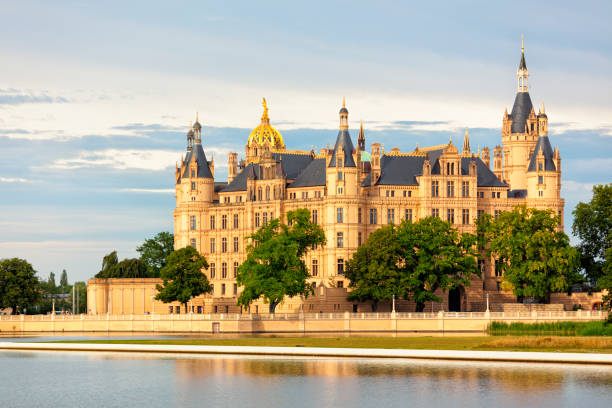 Schwerin Castle Schwerin, Germany – July 7, 2012: Schwerin Castle, seat of the parliament of Mecklenburg-Western Pomerania schwerin castle stock pictures, royalty-free photos & images