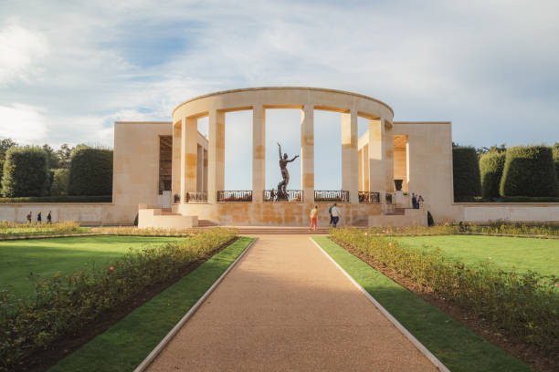 Normandy American Cemetery, France The Normandy American Cemetery and Memorial is a World War II cemetery and memorial in Colleville-sur-Mer, Normandy, France, that honors American troops who died in Europe during World War II caen photos stock pictures, royalty-free photos & images