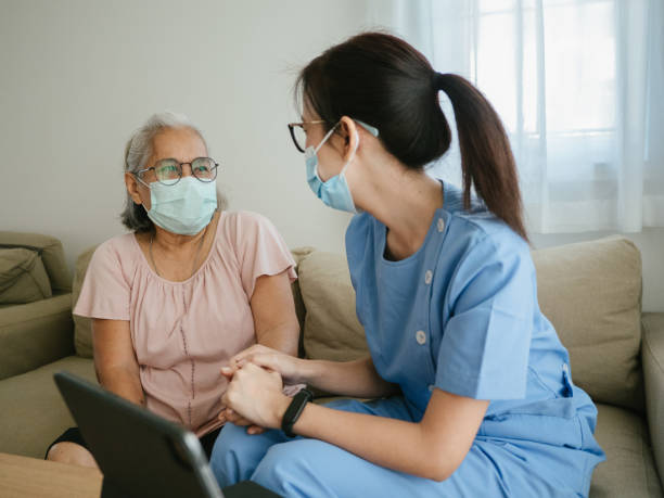 istock Home healthcare 1300535483