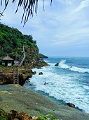 jogan-beach.jpg?b=1&s=170x170&k=20&c=DHIwAPUvg9QR8U-KLFSaZ2YJTTEAXFFd2qMyg86UHc8=