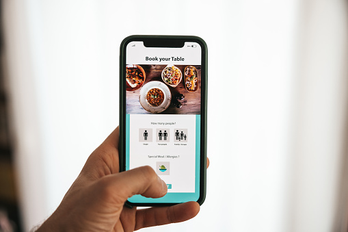 Mobile app screen, Reserving a table in a restaurant through Mobile app