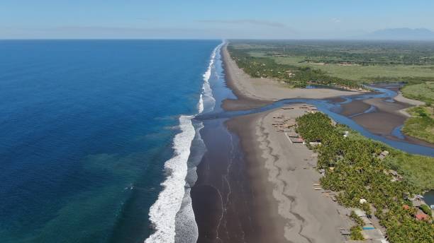 istock El Salvador Impressive 1300721376