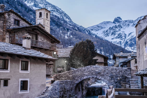 istock CHIANALE AND UPPER VARAITA VALLEY 1300805128