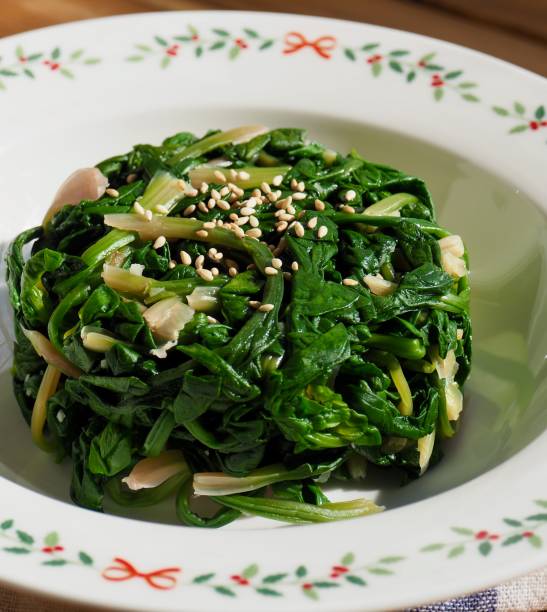 istock Korean side dishes Spinach seasoned 1300984159