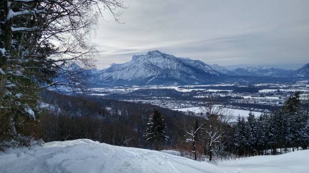 istock View to the Untersberg 1301020597