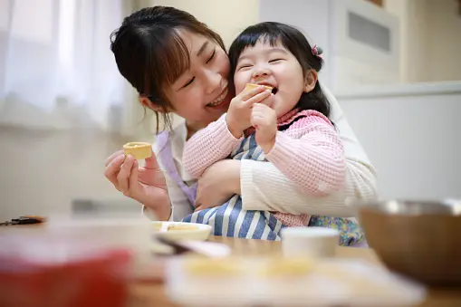 1000+ 일본 엄마 사진 | Unsplash에서 무료 이미지 다운로드
