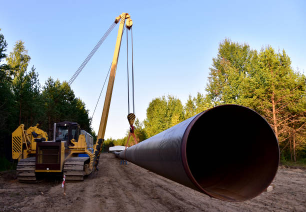 istock Natural gas pipeline construction 1301174944