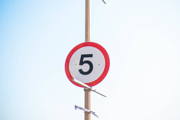 istock Japanese road signage 1301196669