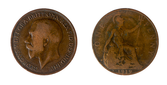 Coin of Great Britain with the bust of King George V; on the reverse it has the image of Britannia.