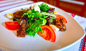 gesunde-und-schmackhafte-salate.jpg?b=1&s=170x170&k=20&c=Ay2tJZybjAE0DvF18Vq62nhBzvG_iPURPTtqxekLgTA=