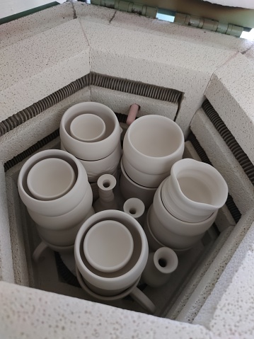 A kiln for firing ceramics