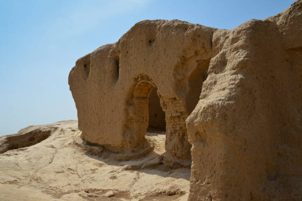 istock Small Kyz Kala, Merv - weathered unfired brick walls, Turkmenistan 1301436909
