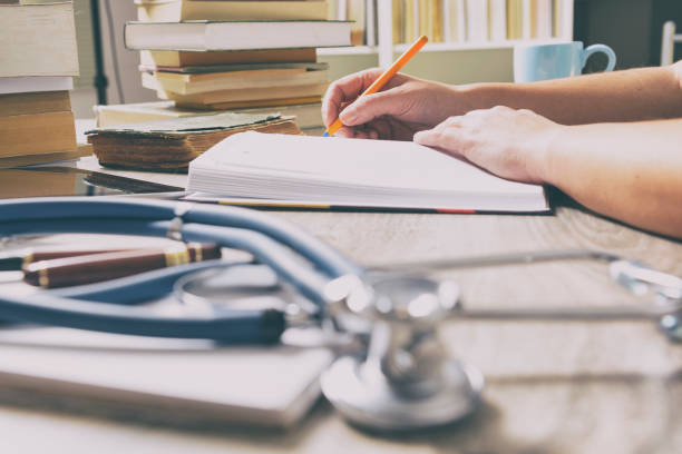 istock Doctor is preparing for the exam 1301439536