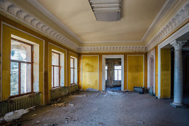 istock Old abandoned hall with columns in Abkhazia, Georgia 1301490110