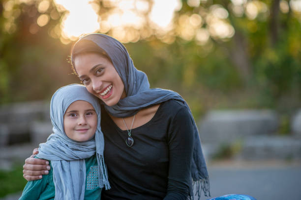 istock Muslim mother and daughter 1301493914