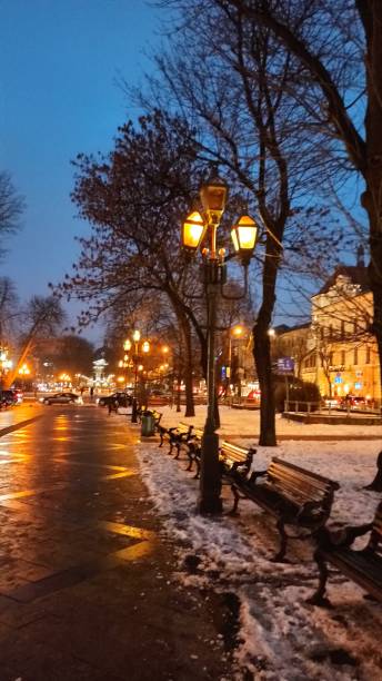 istock City in the night 1301590547