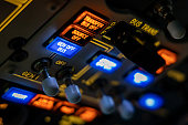 flugzeug-elektro-panel.jpg?b=1&s=170x170&k=20&c=cA7ul8VtJY8TpcDdeKJ1P01YkwZVaBw0yH2_ReZzMBU=