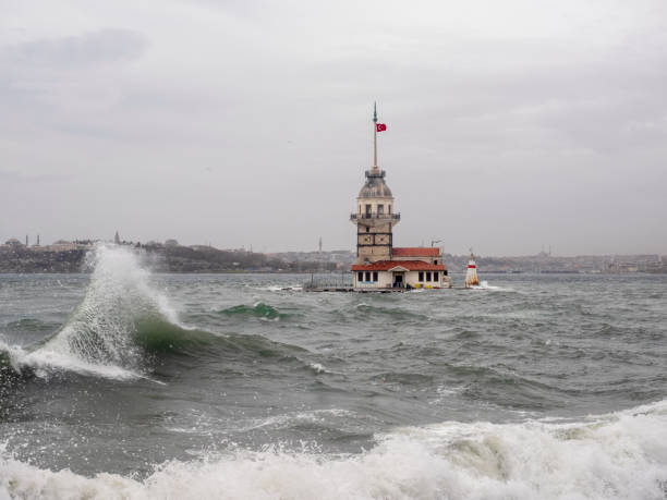 southwest wind storm with waves in istanbul,turkey - maiden imagens e fotografias de stock