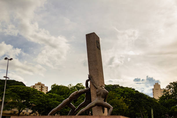 detail des bürgerplatzes in der stadt goiania. - 3149 stock-fotos und bilder