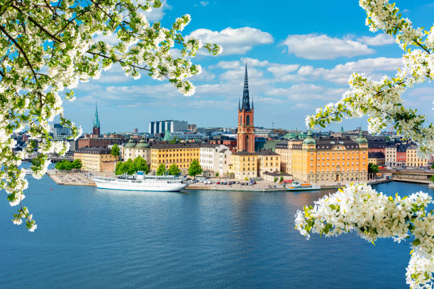 斯德哥爾摩老城區（甘拉斯坦）在春天，瑞典 - 瑞典 個照片及圖片檔
