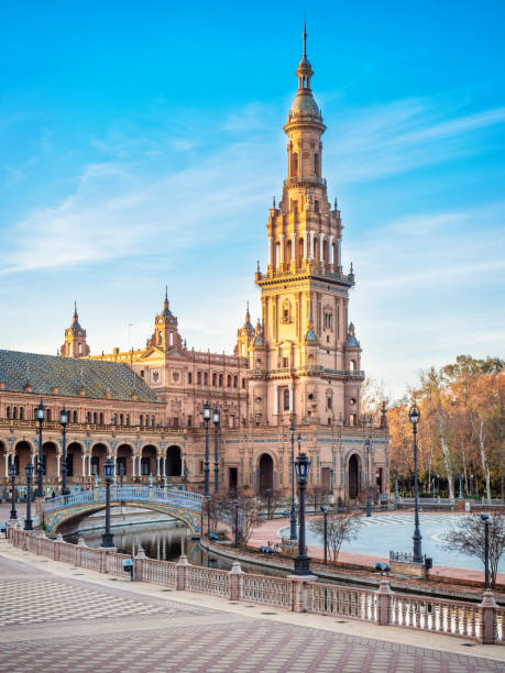 испанская ступень, севилья - sevilla plaza de espana seville spain стоковые фото и изображения