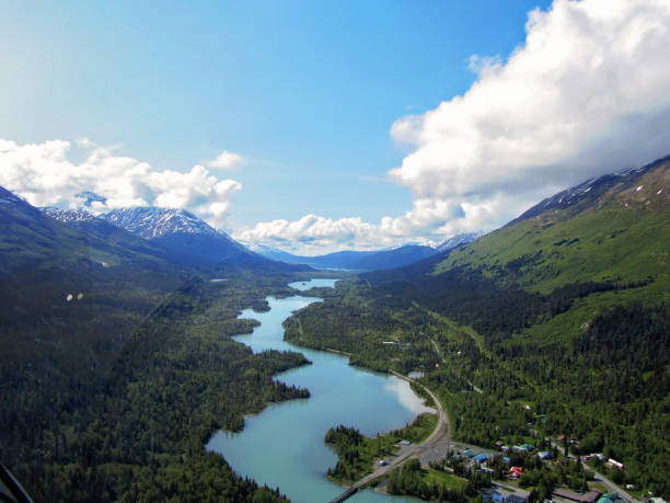 aerial view of lake and mountains in alaska, usa. - katmai peninsula imagens e fotografias de stock