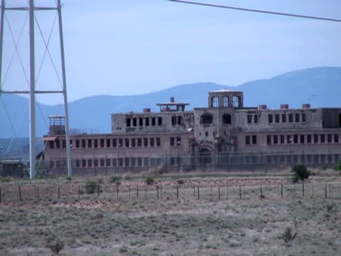 Crime: Abandoned Prison in Barren Desert, Zoom Out