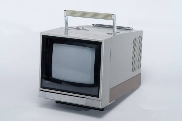 istock Vintage old-fashioned valve television 1302103053