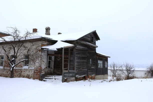 istock Old building in Sviyazhsk 1302120719