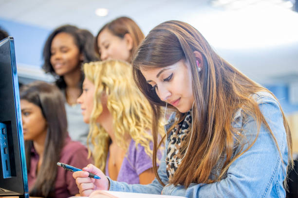 istock Studying with my group of friends 1302193668