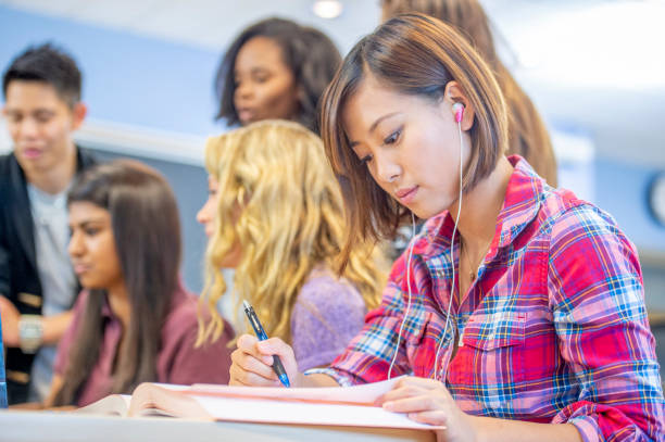 istock Studying with my group of friends 1302193696