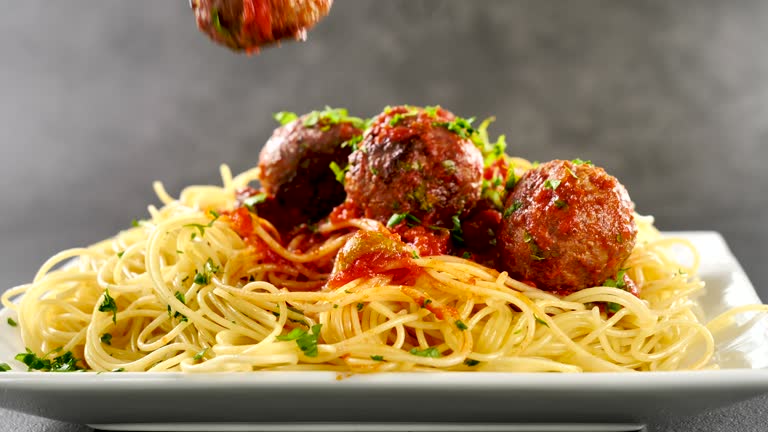 spaghetti with meatballs and tomato sauce