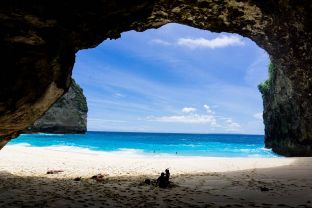 Kelingking Beach Nusa Penida Enjoy a convenient way to visit one of the most popular tourist destinations in Bali, with this Nusa Penida Tour Package visit Kelingking Beach as a icon in the tropical pacific island.
