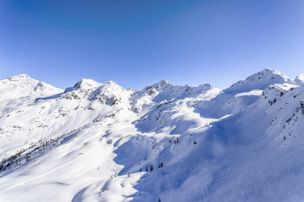 istock Porcile Pass in Val Tartano 1302313632