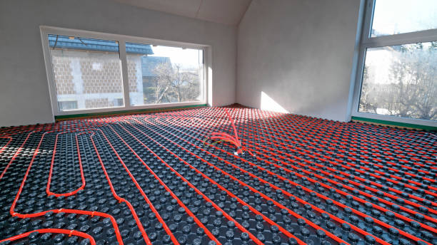 istock Castellated plates and heating pipes installed on floor 1302383568