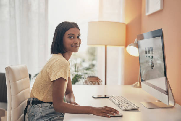 istock My side business is coming along beautifully 1302444822
