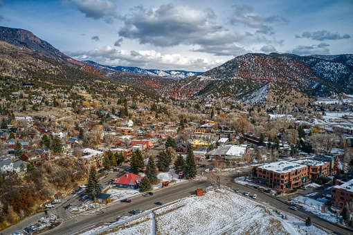 Vista aérea de la ciudad de Basalt en Colorado en invierno photo