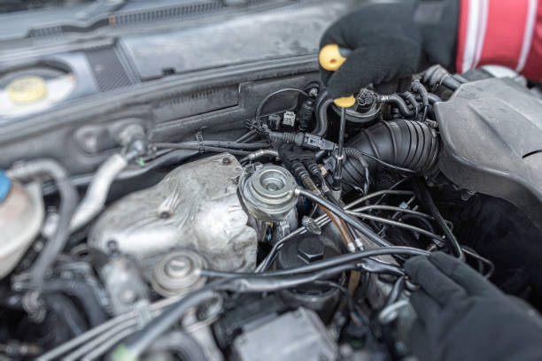 istock Repair of an old car. 1302466443