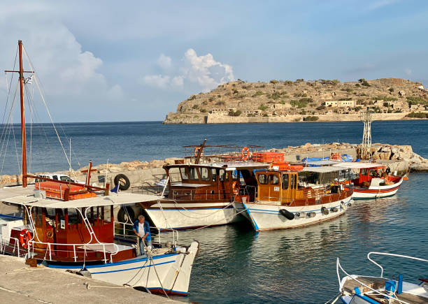 Marina in Plaka town