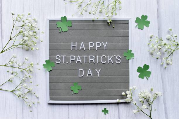 happy st patrick’s day - st patricks day imagens e fotografias de stock